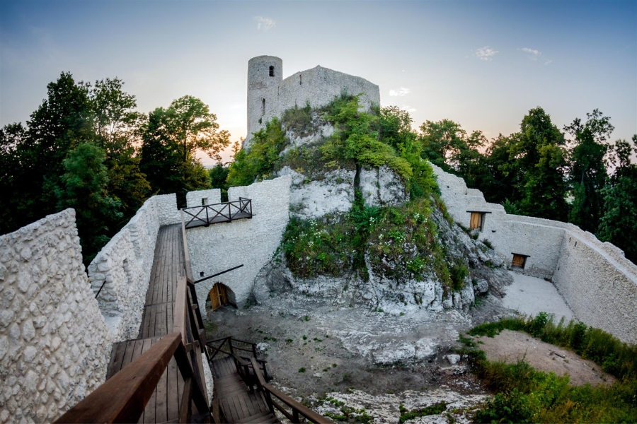 Zamek Pilcza w Smoleniu